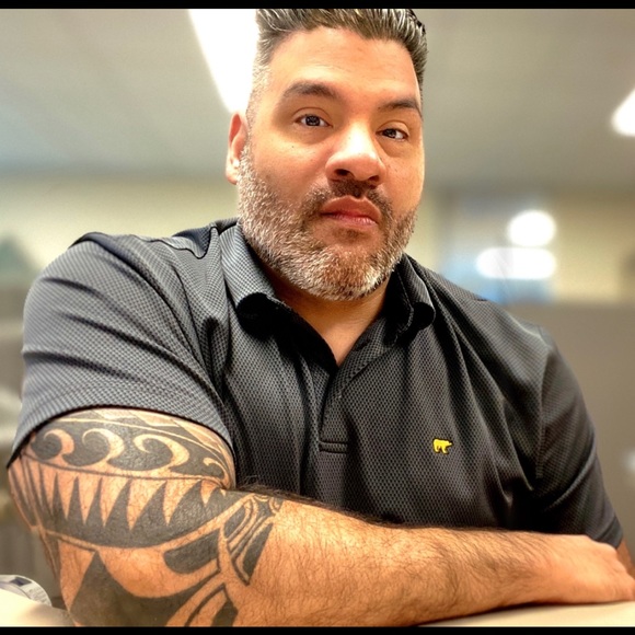 Meet your Posher, Angelo - Picture 3 of 4